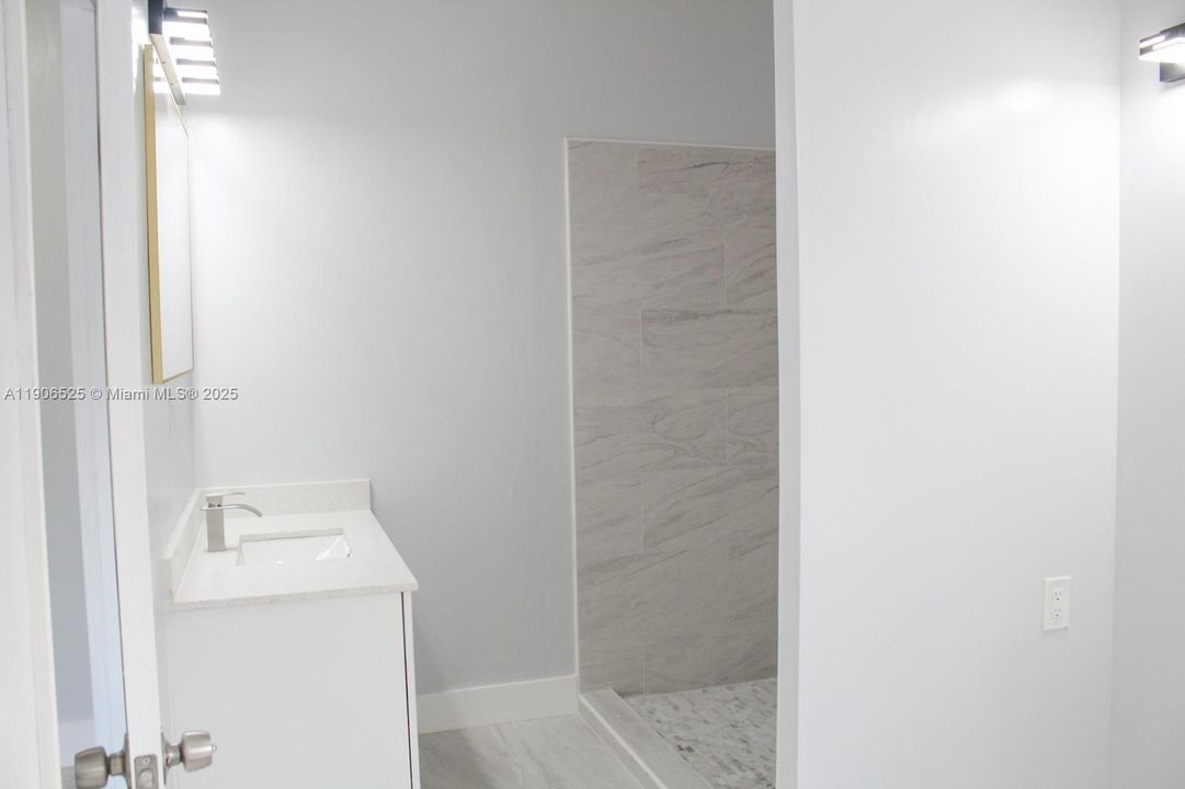 For Sale: $259,900 (3 beds, 2 baths, 1680 Square Feet)