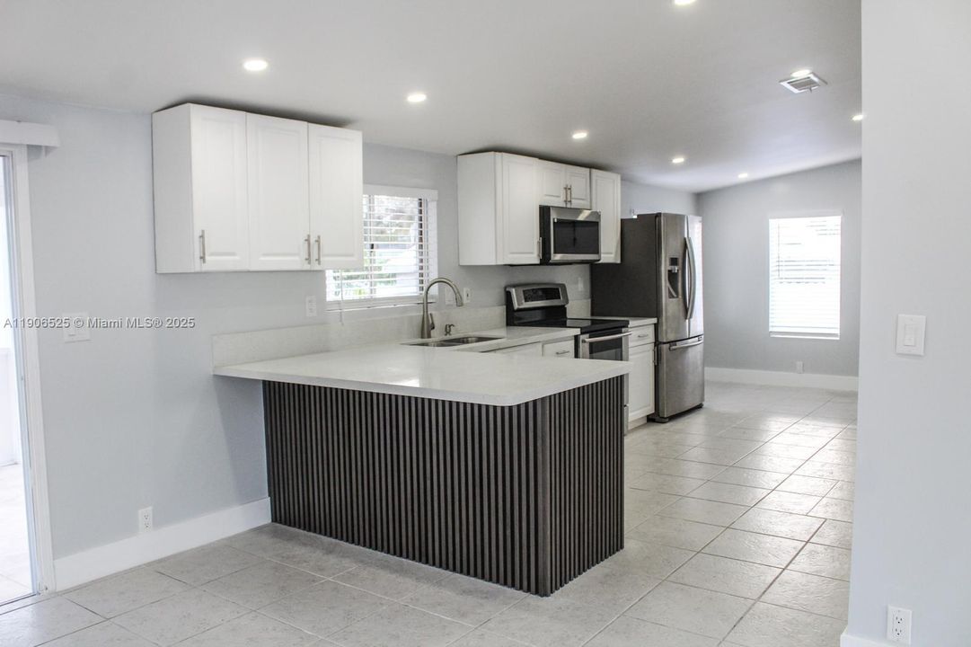 For Sale: $259,900 (3 beds, 2 baths, 1680 Square Feet)
