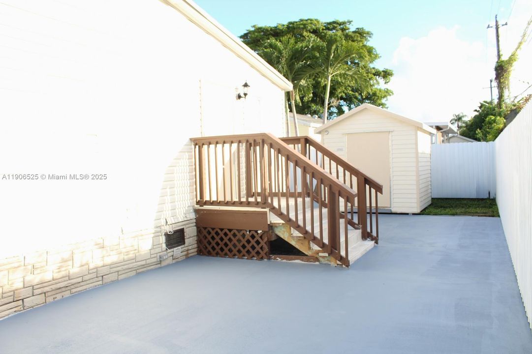 For Sale: $259,900 (3 beds, 2 baths, 1680 Square Feet)