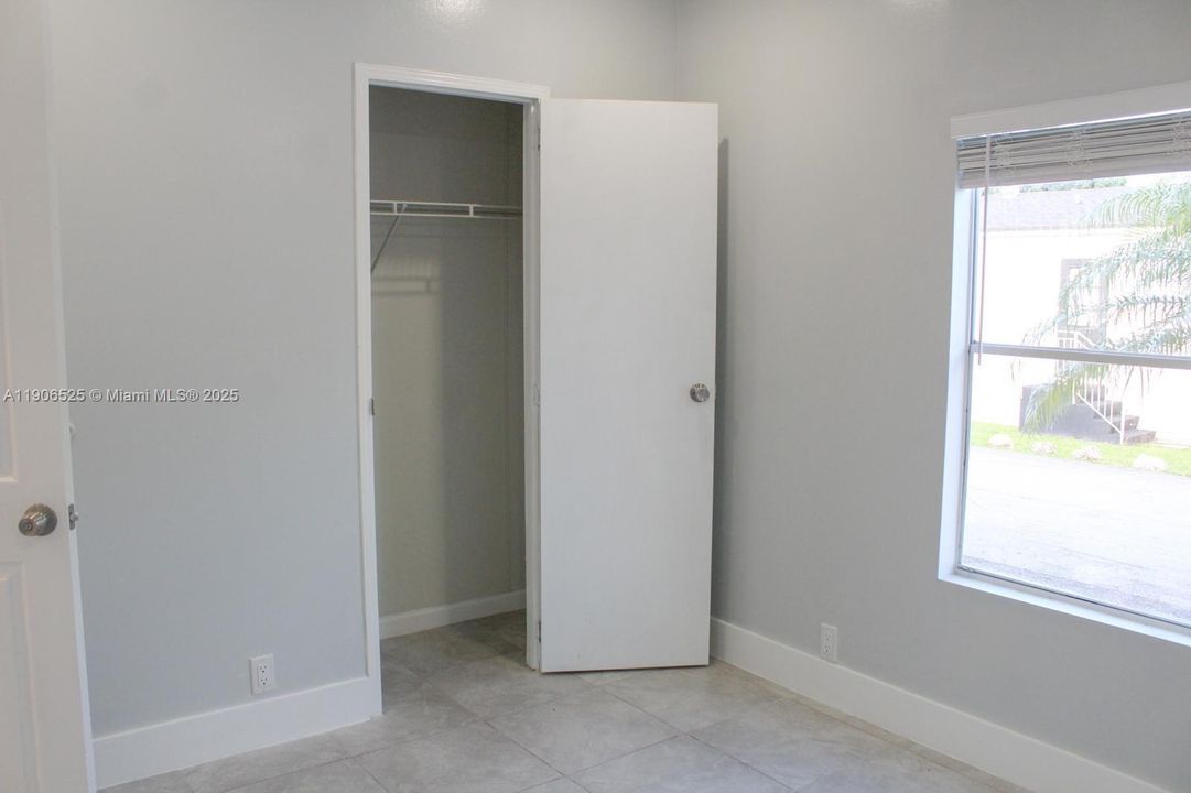 For Sale: $259,900 (3 beds, 2 baths, 1680 Square Feet)