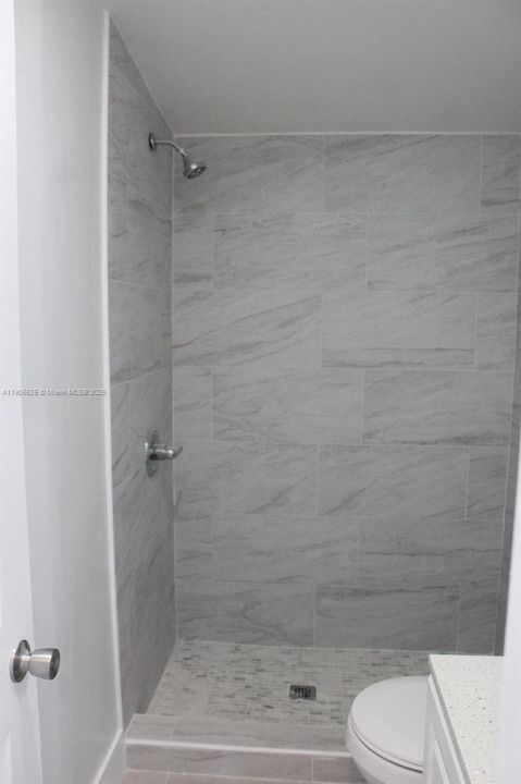 For Sale: $259,900 (3 beds, 2 baths, 1680 Square Feet)