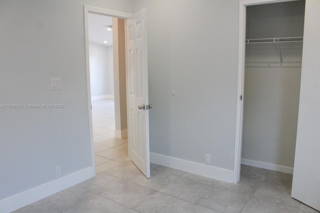 For Sale: $259,900 (3 beds, 2 baths, 1680 Square Feet)