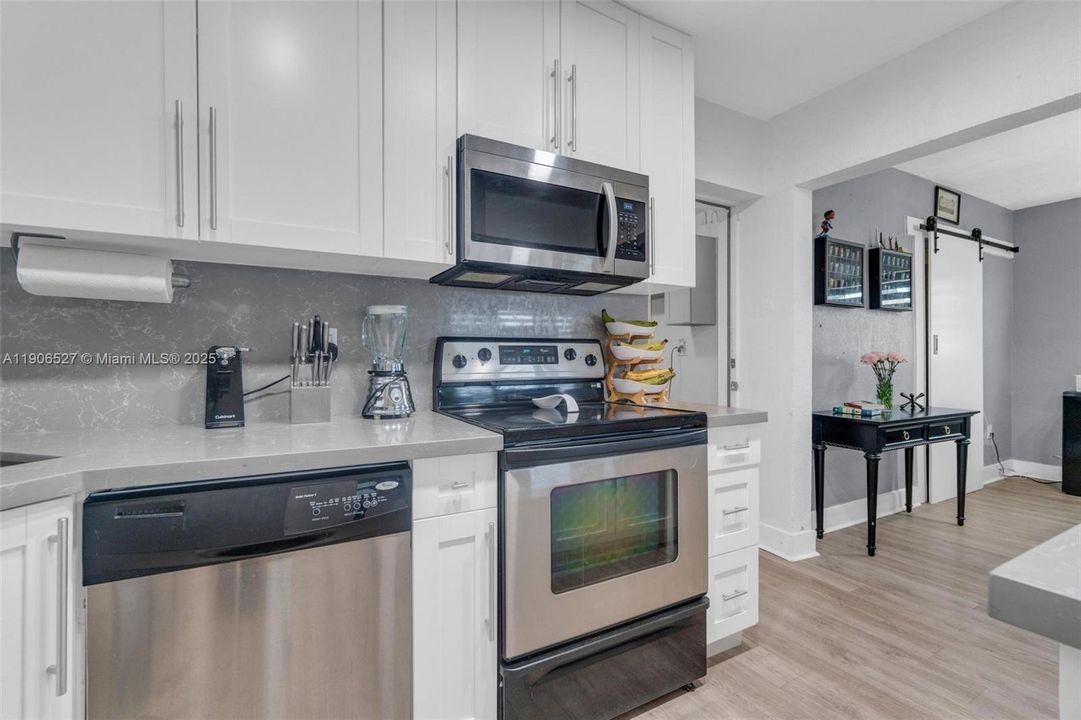 На продажу: $589,000 (4 спален, 2 ванн, 0 Квадратных фут)