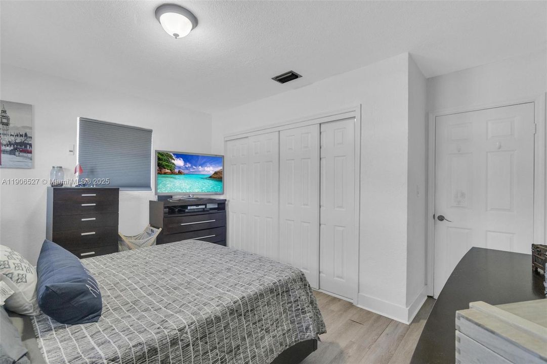 На продажу: $589,000 (4 спален, 2 ванн, 0 Квадратных фут)