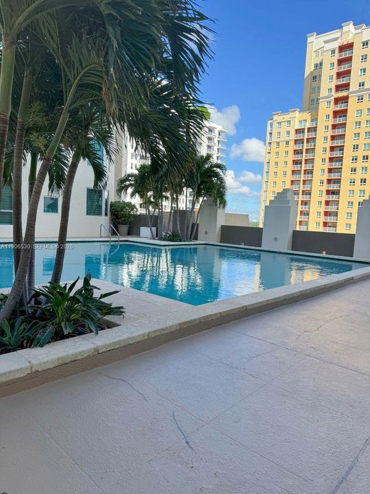 待售: $415,000 (2 贝兹, 2 浴室, 1150 平方英尺)