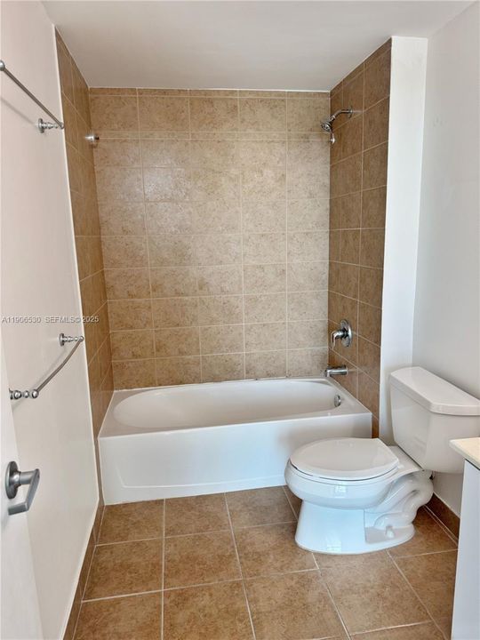 待售: $415,000 (2 贝兹, 2 浴室, 1150 平方英尺)