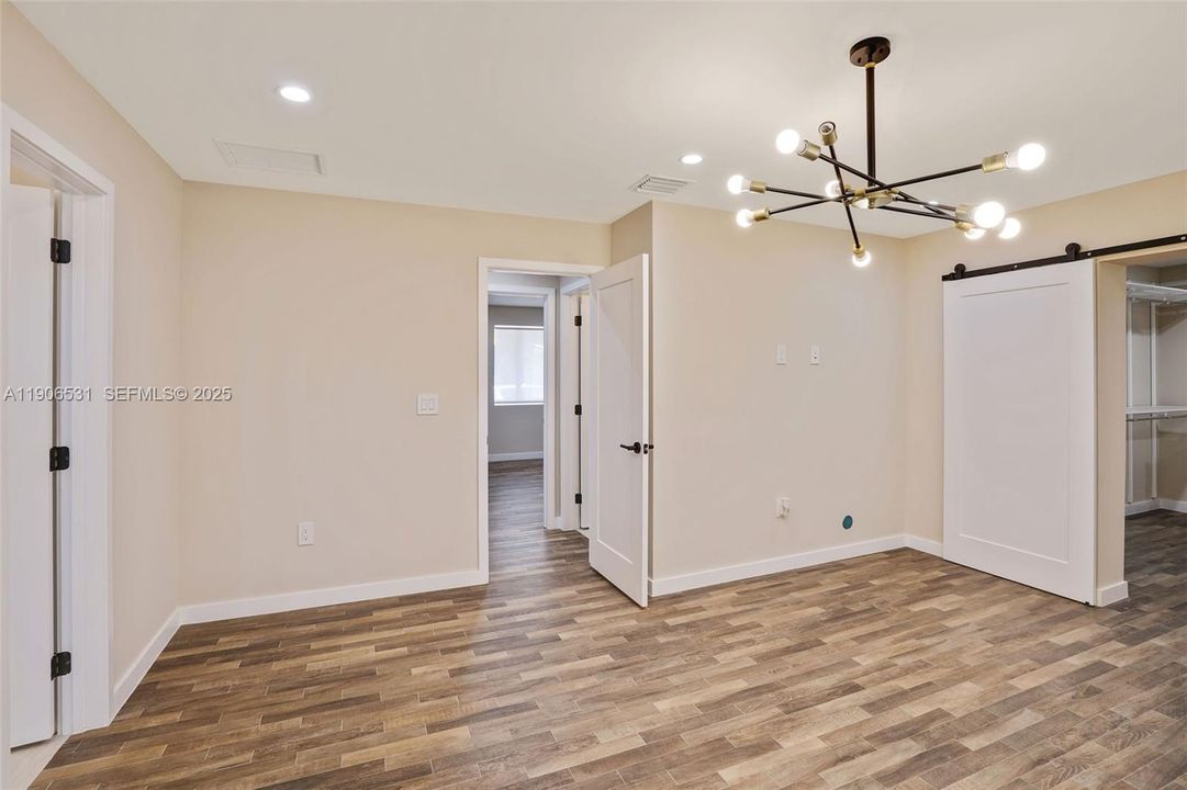 For Rent: $5,900 (3 beds, 3 baths, 1939 Square Feet)