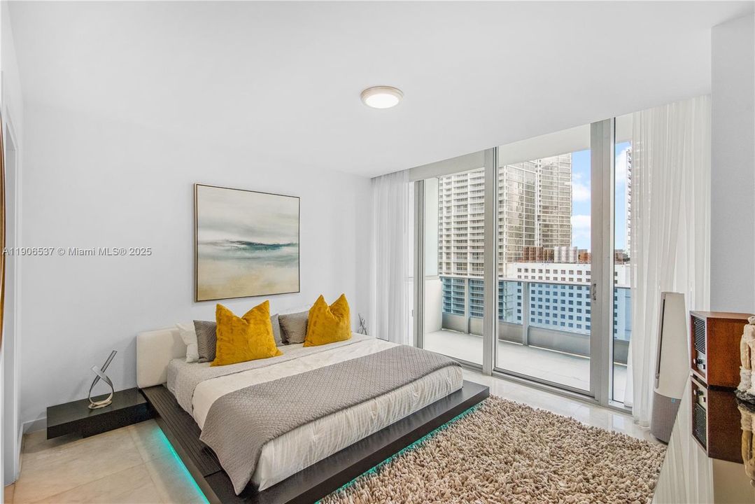 Active With Contract: $8,450 (2 beds, 2 baths, 1430 Square Feet)