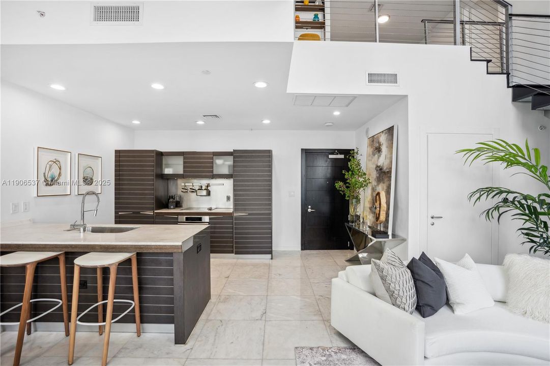 Active With Contract: $8,450 (2 beds, 2 baths, 1430 Square Feet)