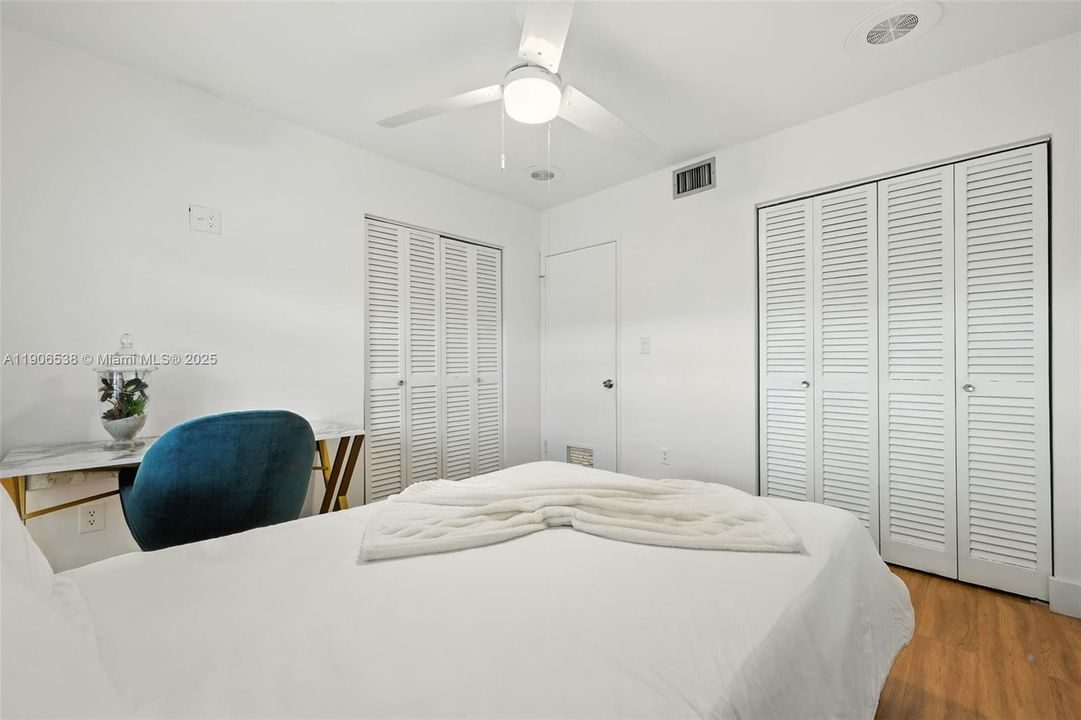 For Rent: $3,250 (3 beds, 3 baths, 1906 Square Feet)