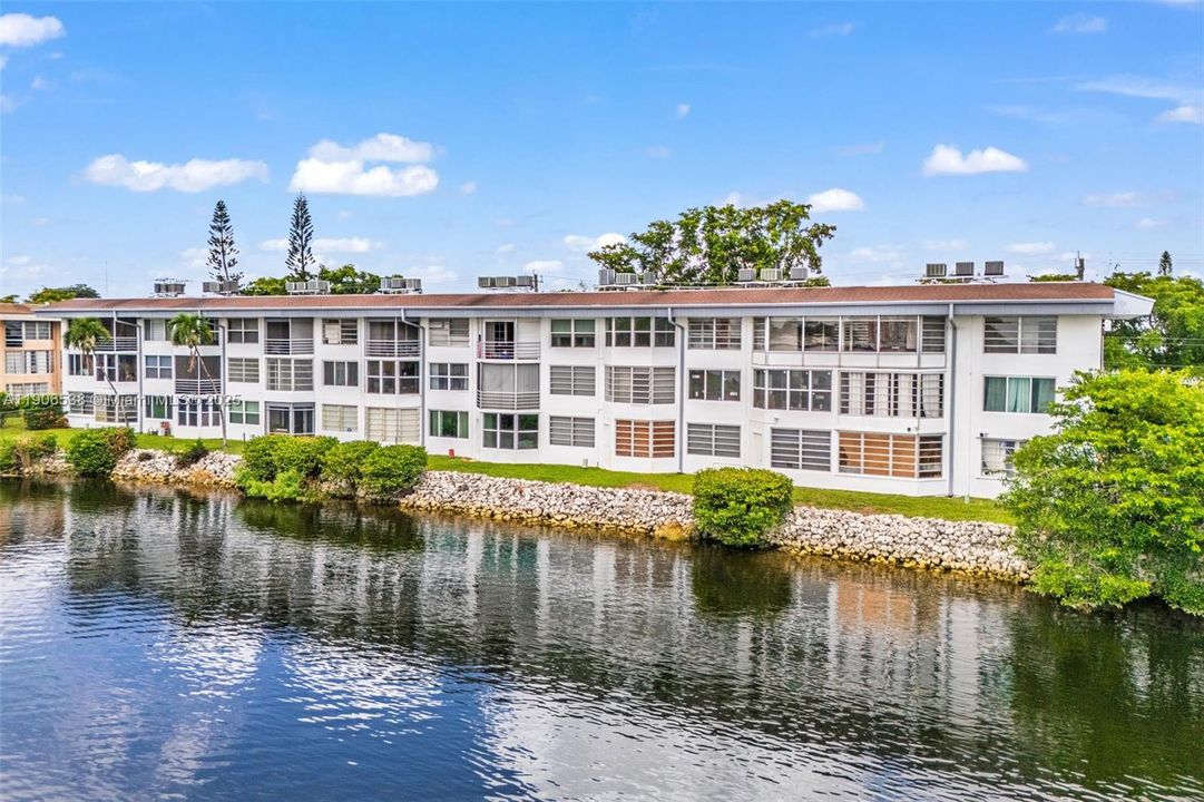 For Rent: $3,250 (3 beds, 3 baths, 1906 Square Feet)