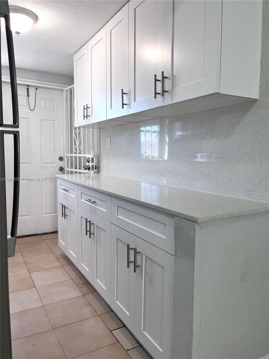 最近租的: $2,000 (2 贝兹, 1 浴室, 725 平方英尺)