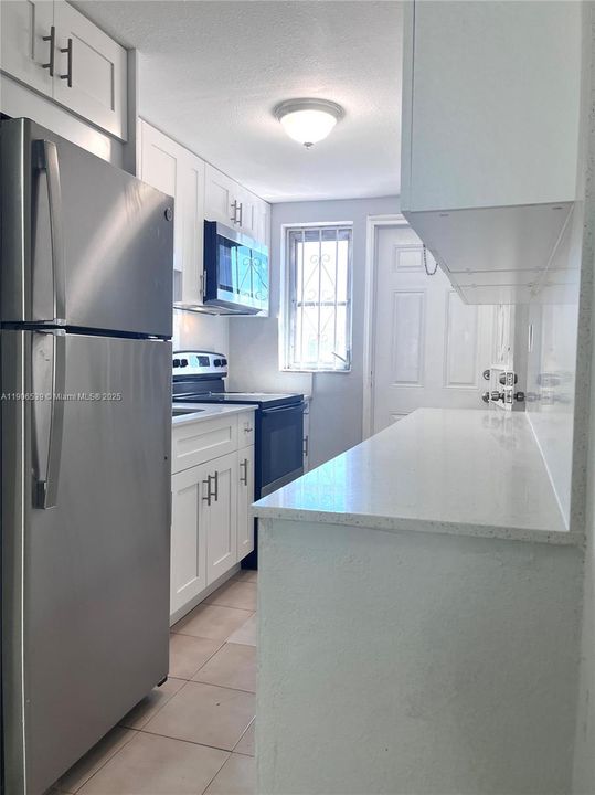 最近租的: $2,000 (2 贝兹, 1 浴室, 725 平方英尺)