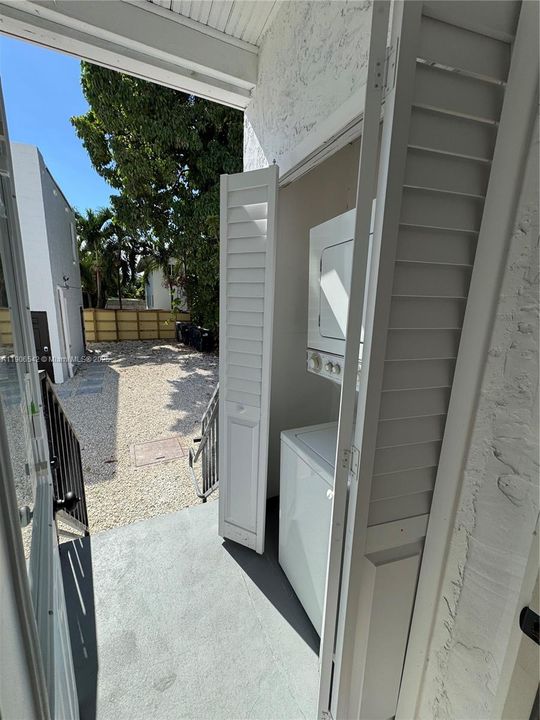 Active With Contract: $2,300 (2 beds, 2 baths, 3836 Square Feet)