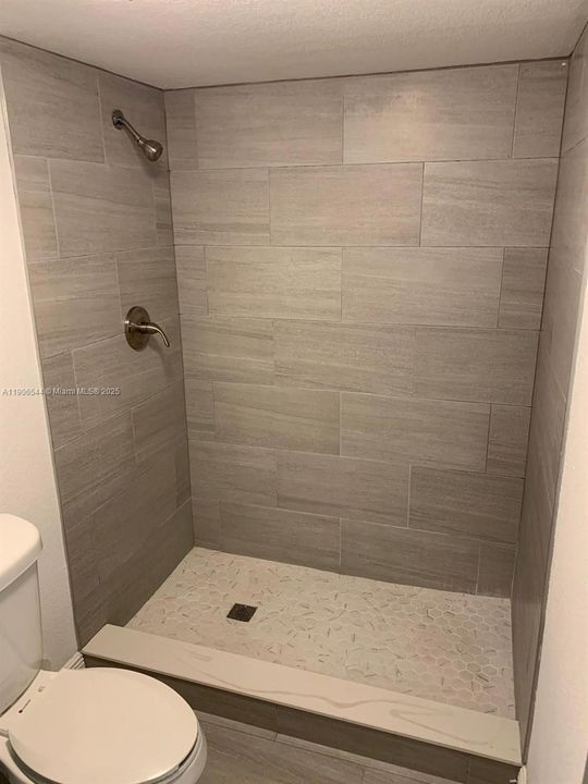 Недавно арендовано: $2,000 (2 спален, 2 ванн, 920 Квадратных фут)