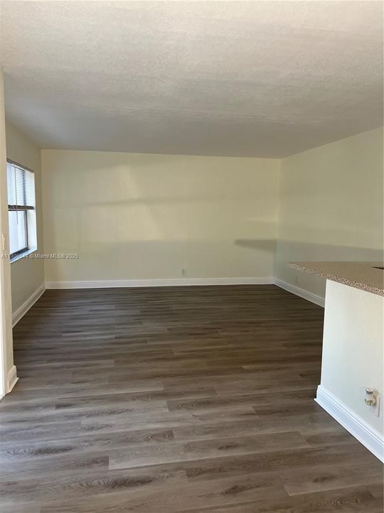 Недавно арендовано: $2,000 (2 спален, 2 ванн, 920 Квадратных фут)