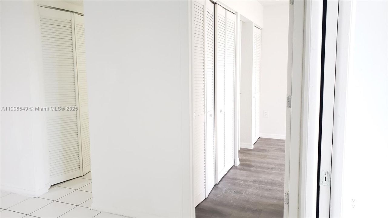 Recently Rented: $1,700 (1 beds, 1 baths, 710 Square Feet)