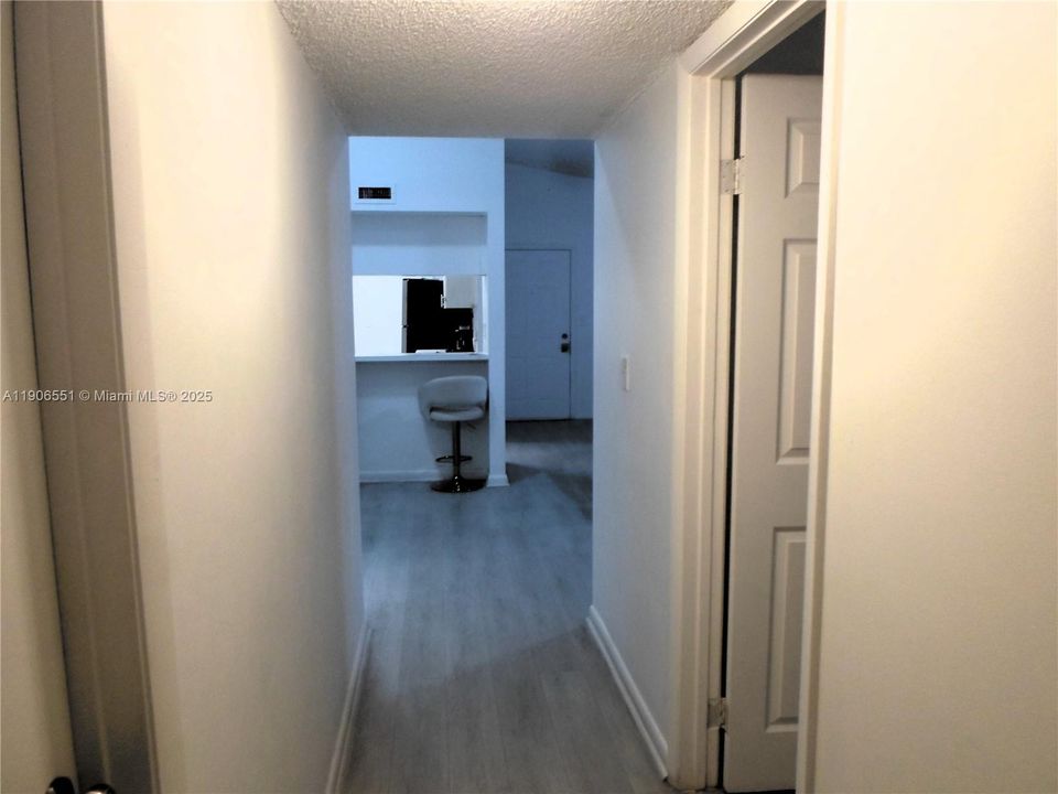 For Rent: $2,100 (2 beds, 2 baths, 1065 Square Feet)