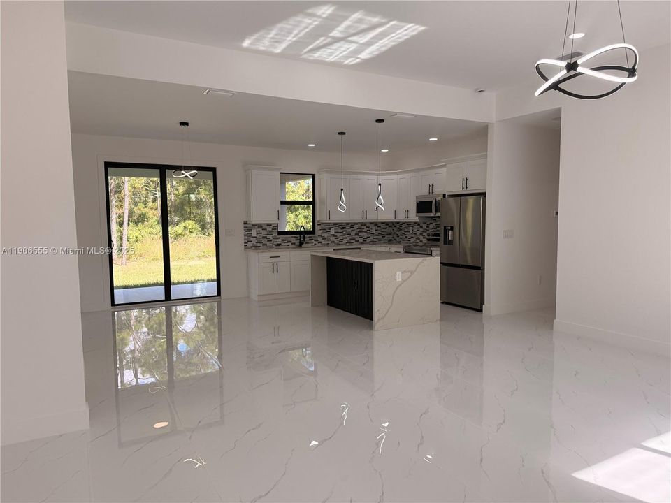 For Sale: $385,000 (3 beds, 3 baths, 0 Square Feet)