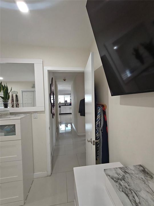 For Sale: $760,000 (3 beds, 2 baths, 1564 Square Feet)