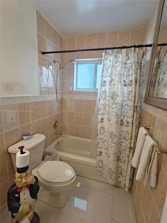 For Sale: $760,000 (3 beds, 2 baths, 1564 Square Feet)