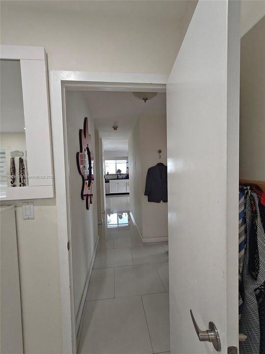 For Sale: $760,000 (3 beds, 2 baths, 1564 Square Feet)