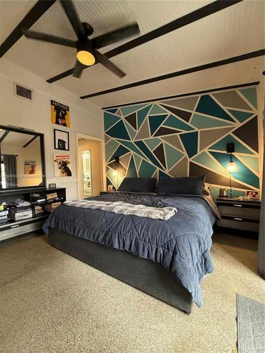 Active With Contract: $4,700 (3 beds, 2 baths, 1222 Square Feet)