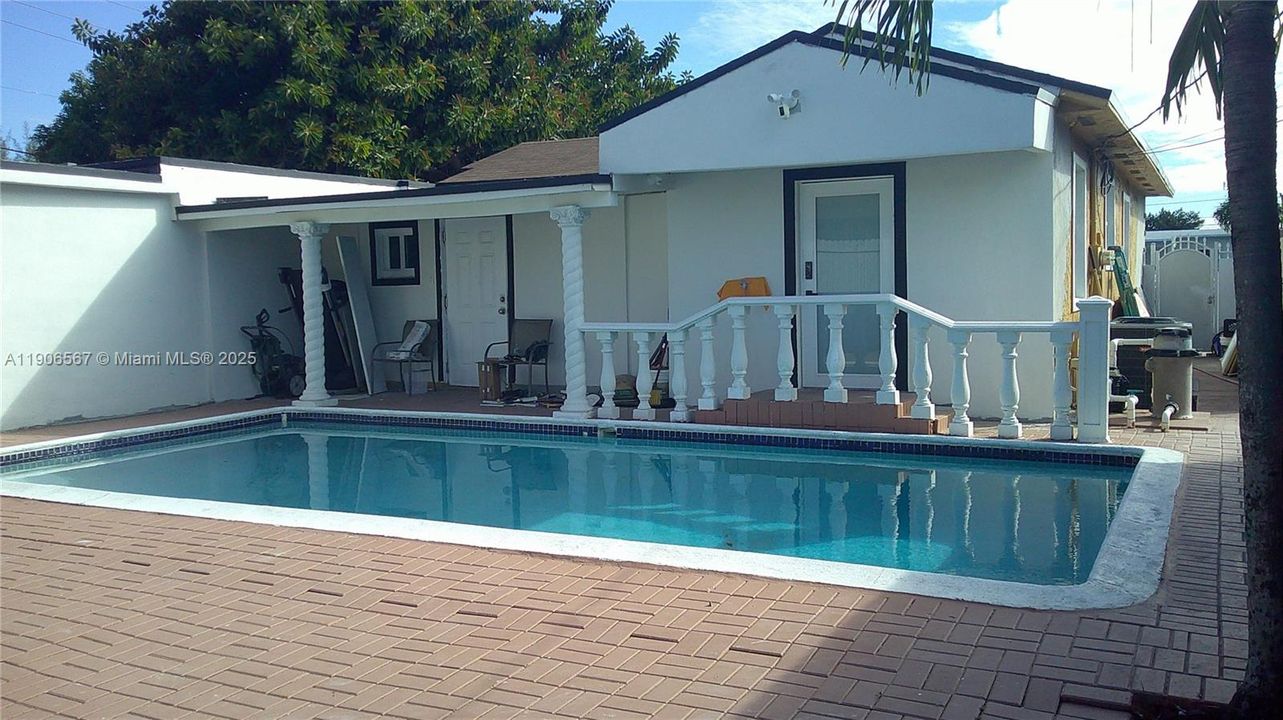 Active With Contract: $620,000 (4 beds, 5 baths, 0 Square Feet)