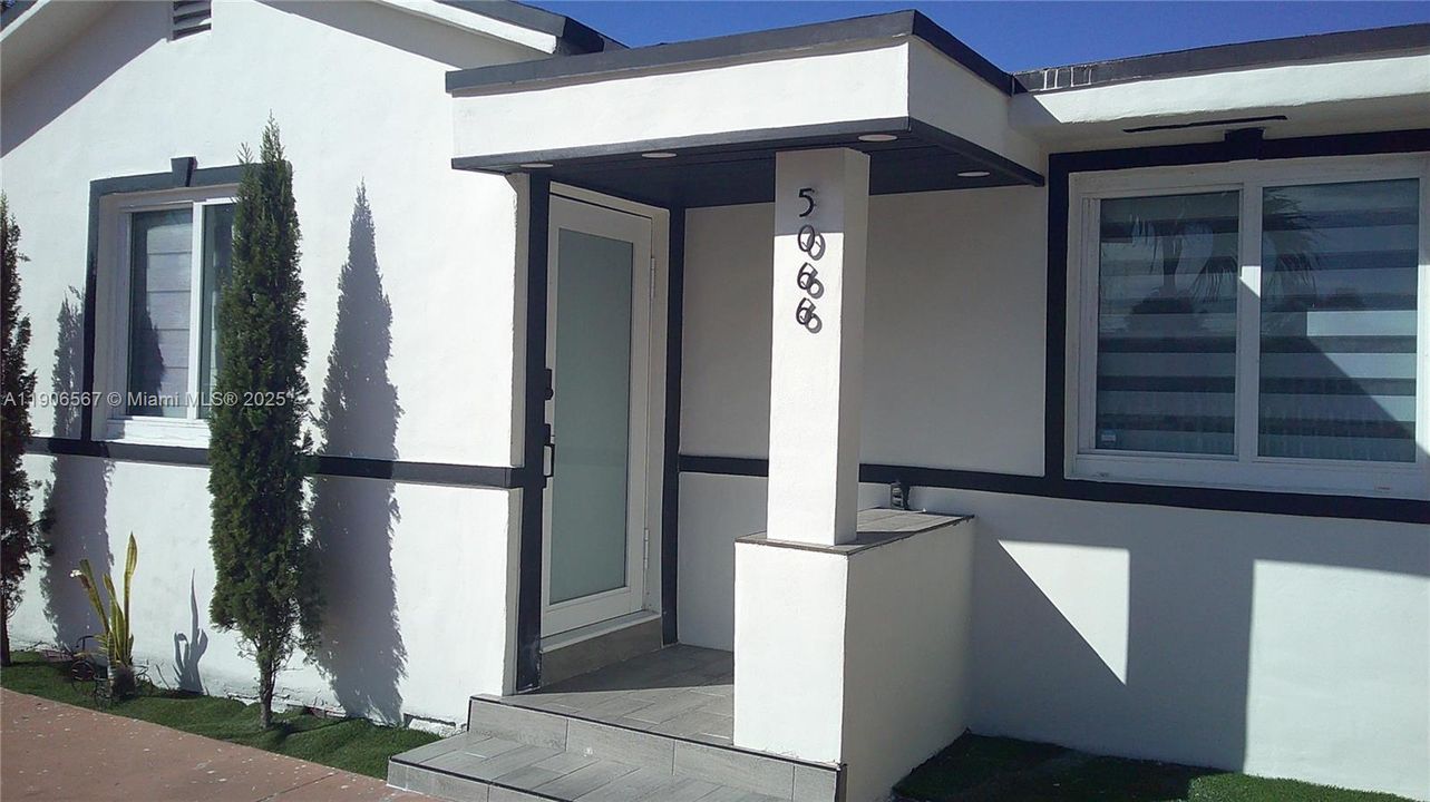 Active With Contract: $620,000 (4 beds, 5 baths, 0 Square Feet)