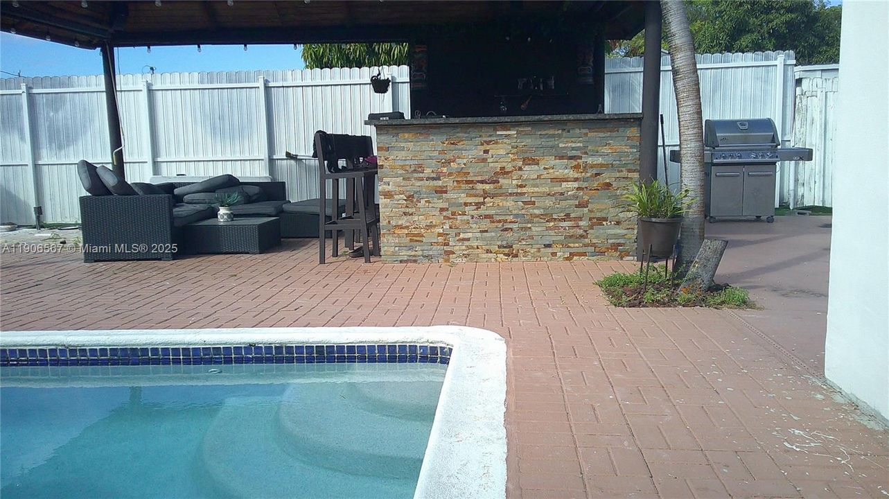 Active With Contract: $620,000 (4 beds, 5 baths, 0 Square Feet)