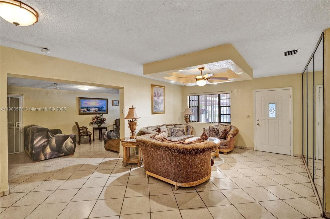 Active With Contract: $560,000 (3 beds, 2 baths, 1759 Square Feet)