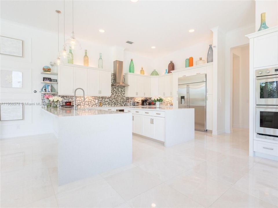 For Sale: $2,395,000 (4 beds, 4 baths, 4038 Square Feet)