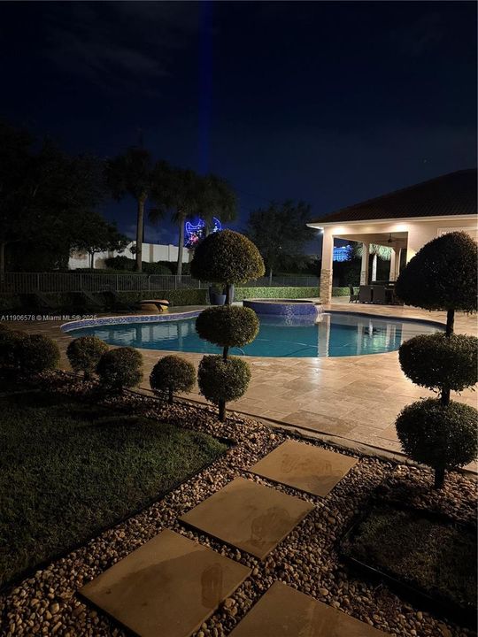 For Sale: $2,395,000 (4 beds, 4 baths, 4038 Square Feet)