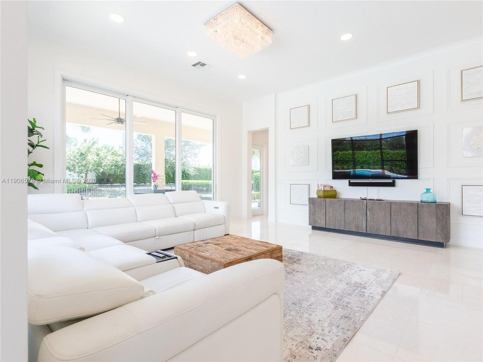 For Sale: $2,395,000 (4 beds, 4 baths, 4038 Square Feet)