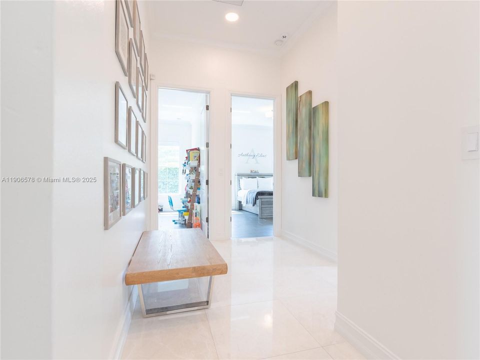 For Sale: $2,395,000 (4 beds, 4 baths, 4038 Square Feet)