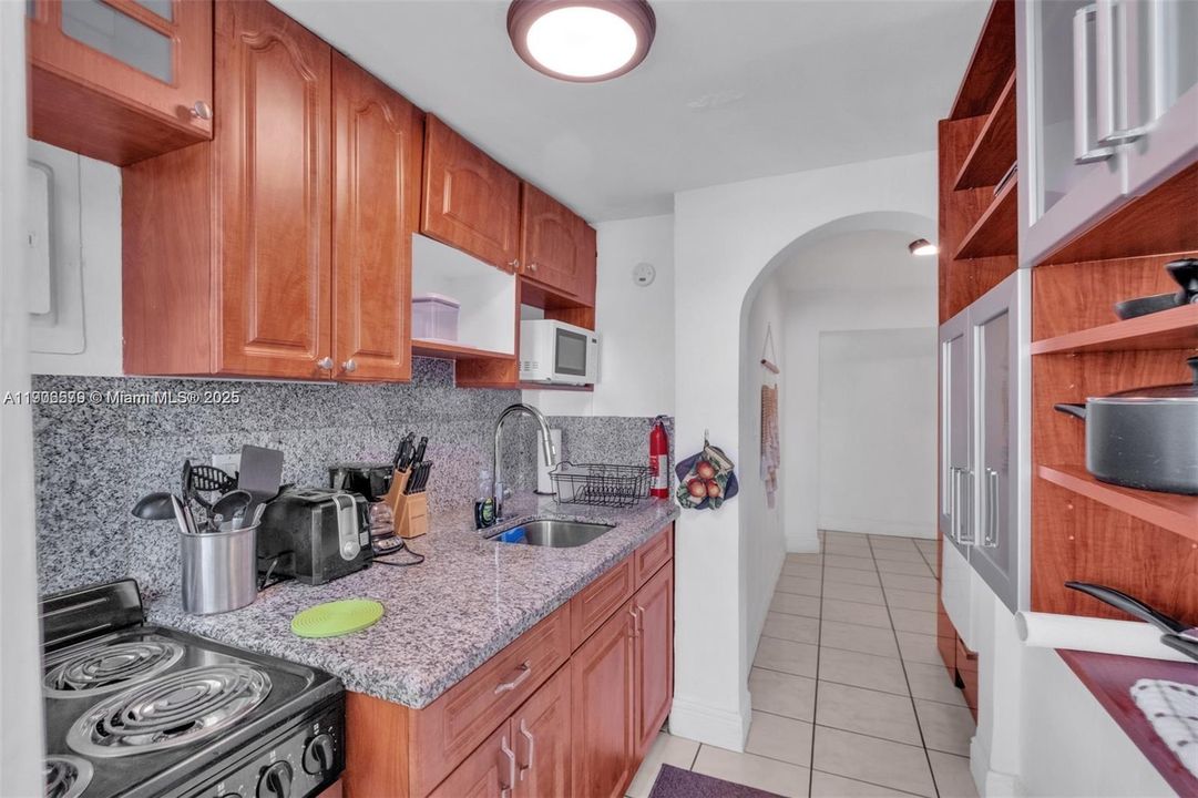 Recently Rented: $1,500 (0 beds, 1 baths, 450 Square Feet)