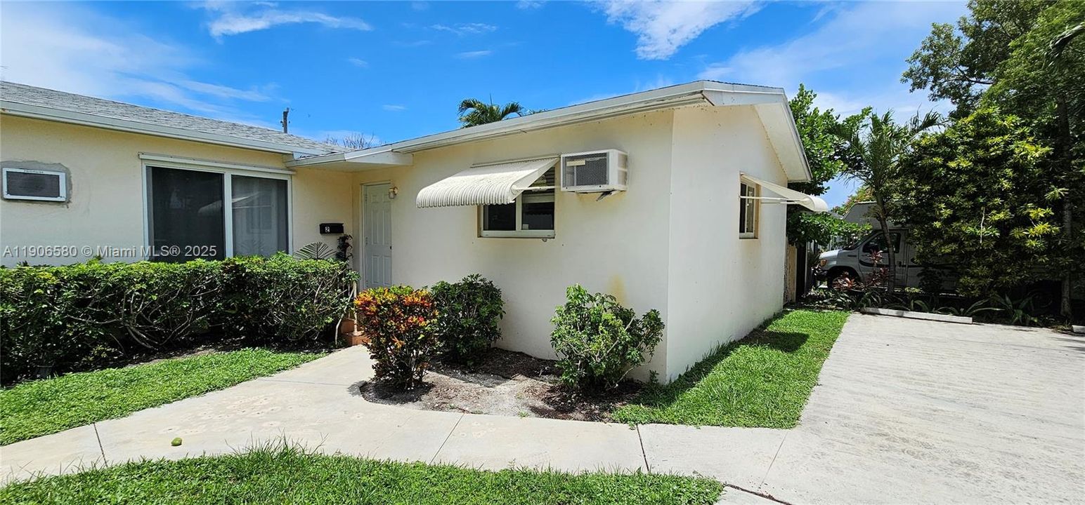 Recently Rented: $1,550 (1 beds, 1 baths, 0 Square Feet)