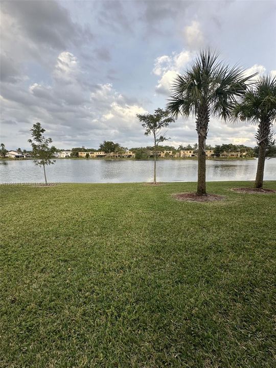 For Sale: $280,000 (3 beds, 2 baths, 1216 Square Feet)