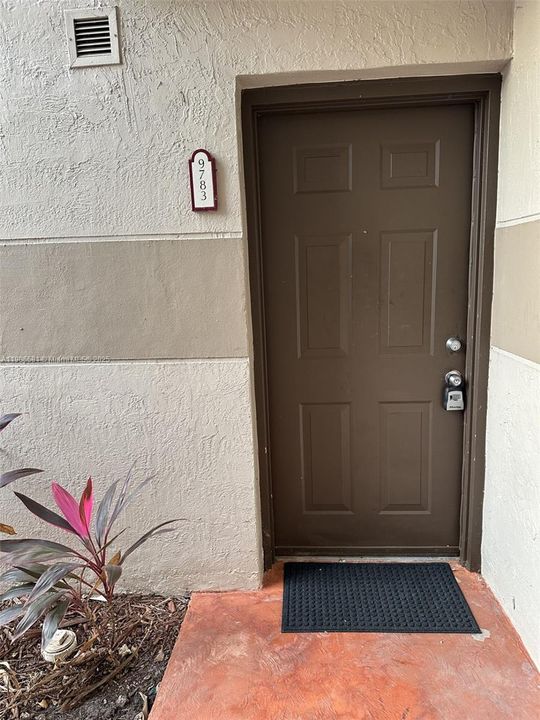 For Sale: $280,000 (3 beds, 2 baths, 1216 Square Feet)