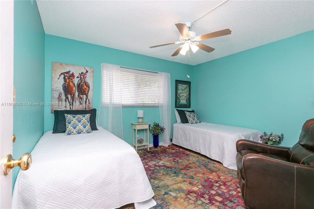 En Venta: $229,000 (2 camas, 2 baños, 1092 Pies cuadrados)