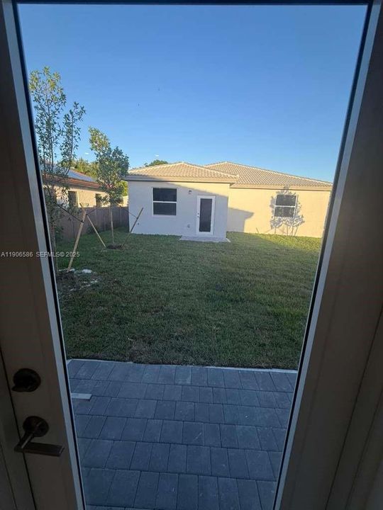 For Rent: $3,199 (3 beds, 2 baths, 0 Square Feet)