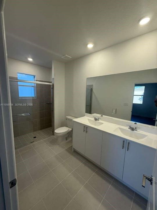 For Rent: $3,199 (3 beds, 2 baths, 0 Square Feet)