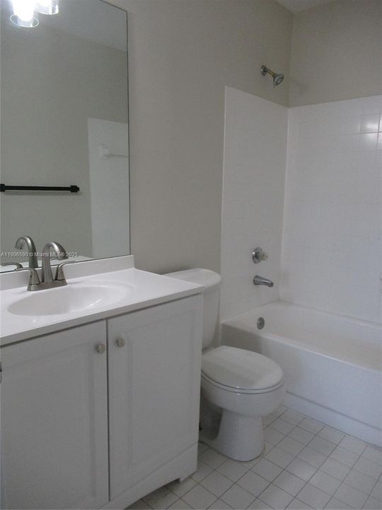 待售: $440,000 (2 贝兹, 2 浴室, 1000 平方英尺)