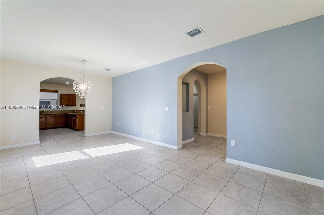 For Sale: $844,995 (5 beds, 4 baths, 3031 Square Feet)