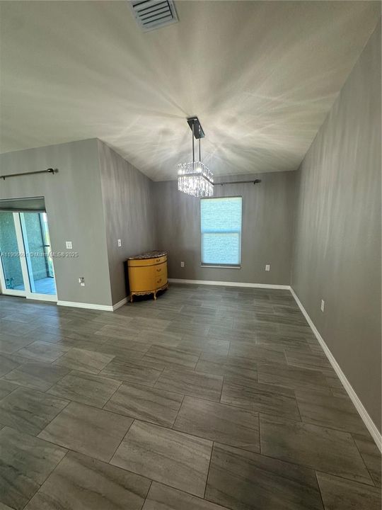 For Rent: $2,250 (3 beds, 2 baths, 0 Square Feet)