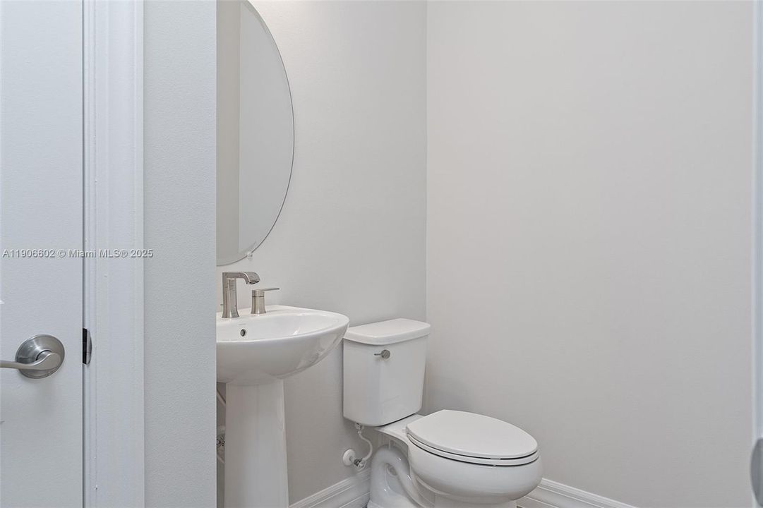 For Rent: $4,600 (3 beds, 2 baths, 2130 Square Feet)