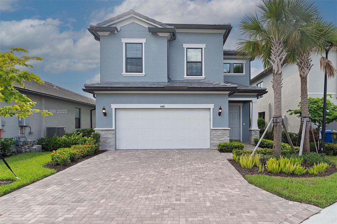 For Rent: $4,600 (3 beds, 2 baths, 2130 Square Feet)