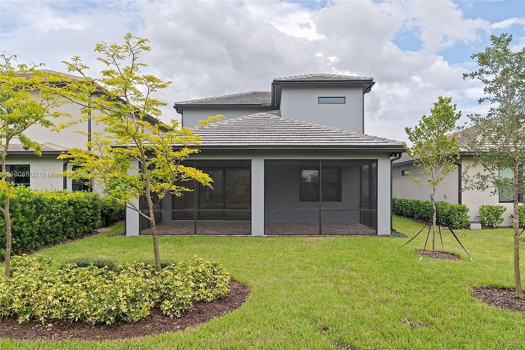 For Rent: $4,600 (3 beds, 2 baths, 2130 Square Feet)