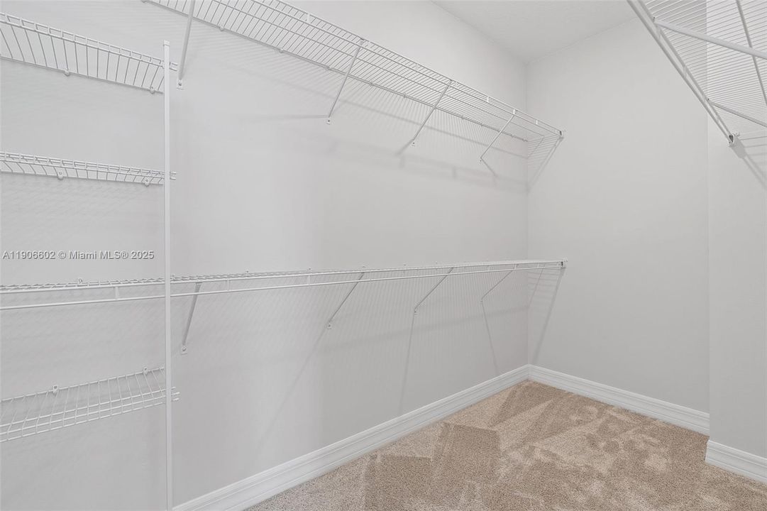 For Rent: $4,600 (3 beds, 2 baths, 2130 Square Feet)