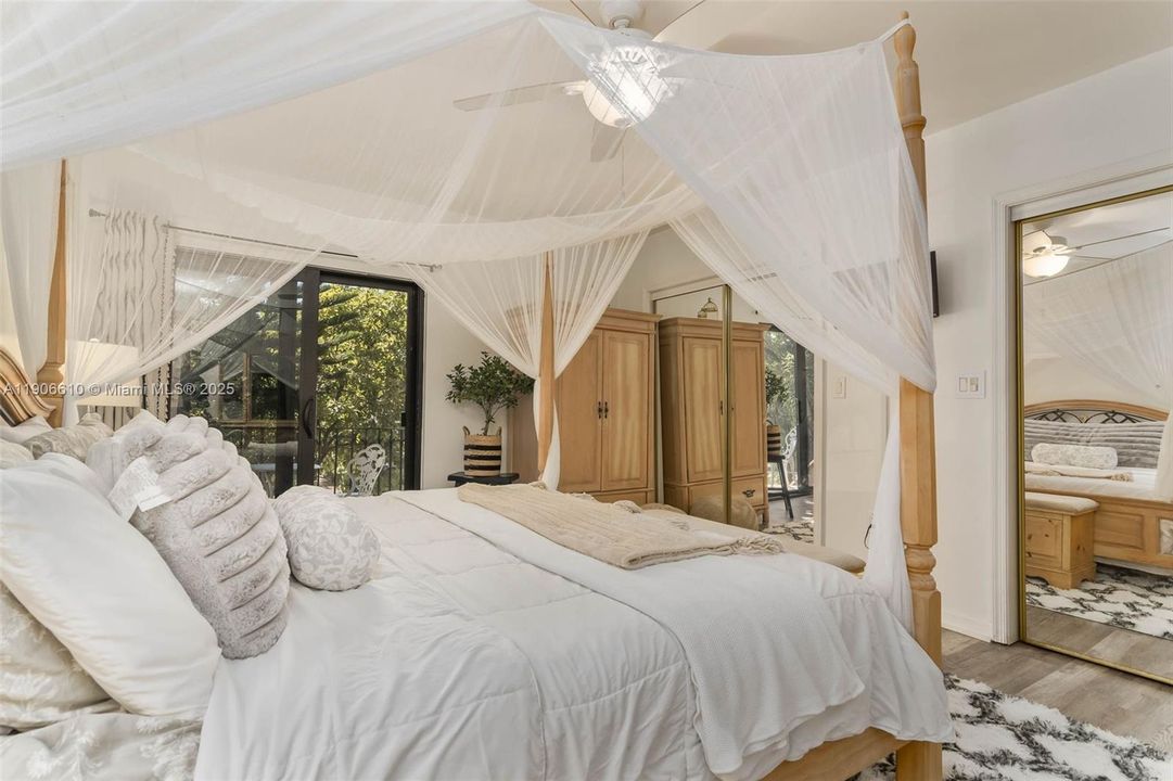 For Sale: $460,000 (2 beds, 2 baths, 1507 Square Feet)